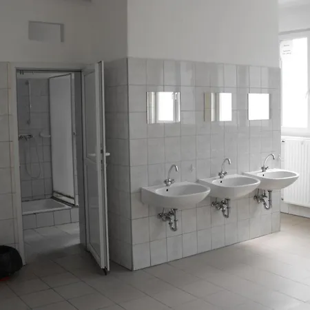 ホステル Pannonia *